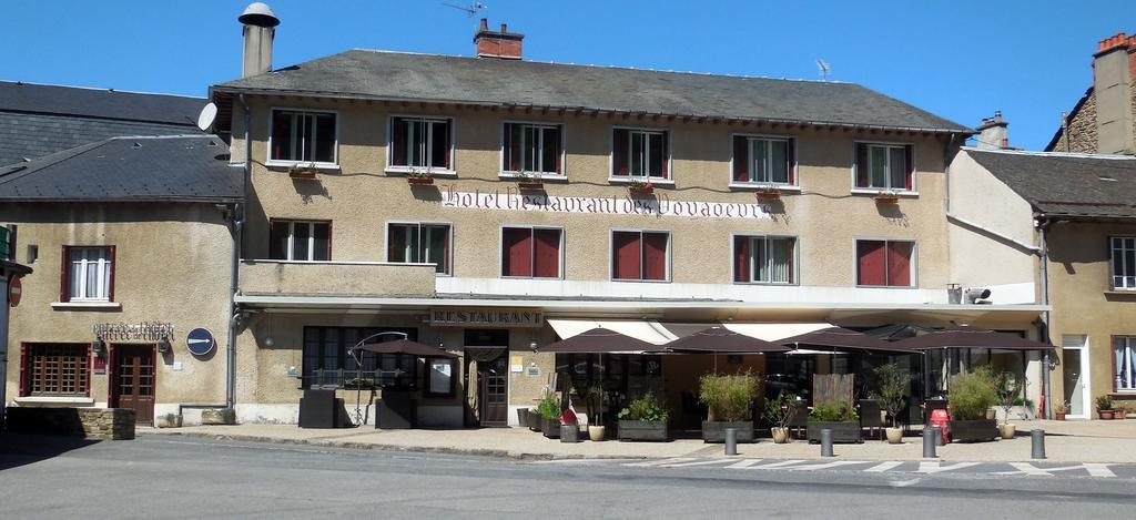 Logis Hotel Restaurant Des Voyageurs Pont-de-Salars Екстериор снимка