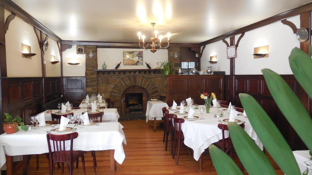Logis Hotel Restaurant Des Voyageurs Pont-de-Salars Екстериор снимка