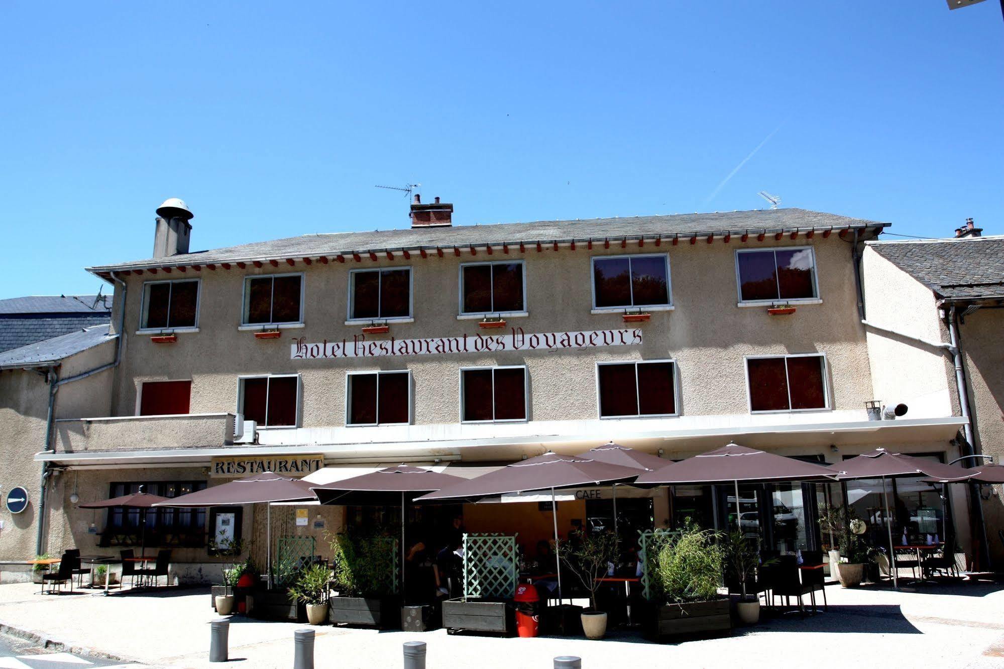 Logis Hotel Restaurant Des Voyageurs Pont-de-Salars Екстериор снимка