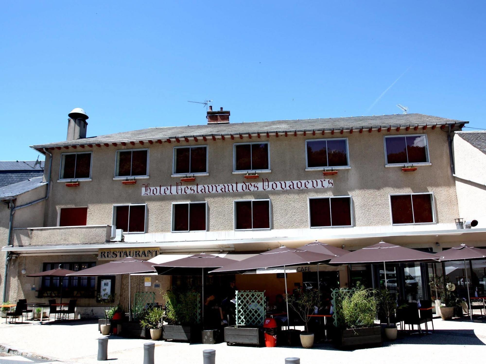 Logis Hotel Restaurant Des Voyageurs Pont-de-Salars Екстериор снимка